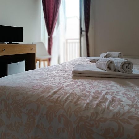 Il Quadrifoglio Hotel Frascineto ภายนอก รูปภาพ